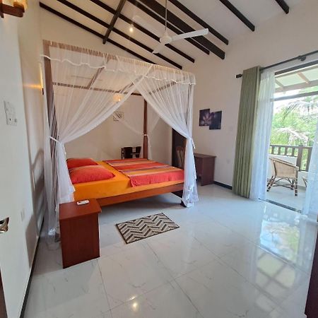 Villa 76 Weligama Exterior photo