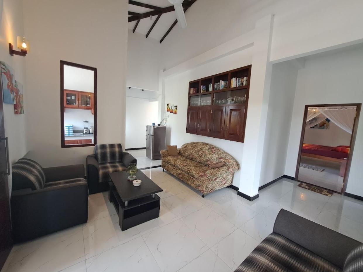 Villa 76 Weligama Exterior photo